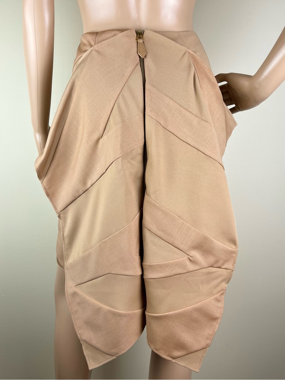 NEW BURBERRY BEIGE PANEL MINI SKIRT - Picture 8 of 10